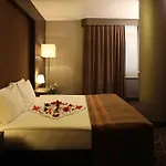 Ξενοδοχείο Kervansaray 3*