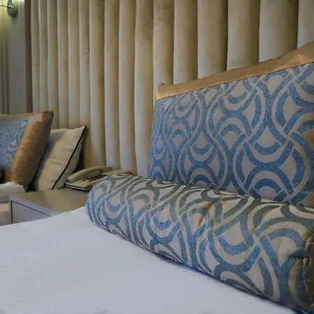 Отель Kervansaray 3*